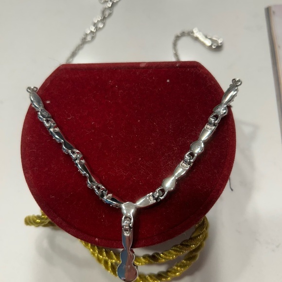 Swarovski Signed Emma Y shaped necklace - Picture 4 of 4